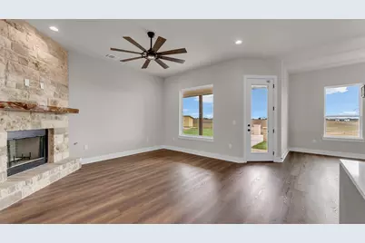 379 Prarie Point Road, Bertram, TX 78605 - Photo 6