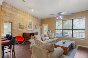 704 Horseshoe Bay Blvd, Horseshoe Bay, TX 78657 - Photo 14