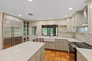 206 Blue Ground, Horseshoe Bay, TX 78657 - Photo 10