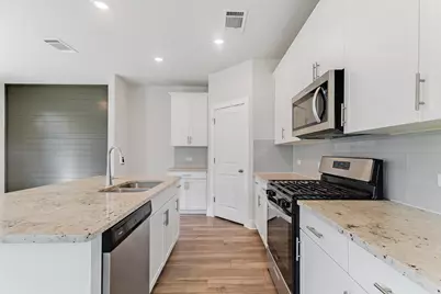 525 Longmount Cove, Liberty Hill, TX 78642 - Photo 10