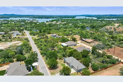 136 W Maple Drive, Granite Shoals, TX 78654 - Photo 22