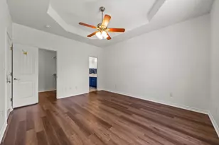 136 W Maple Dr, Granite Shoals, TX 78654 - Photo 10