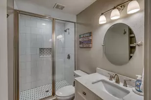 104 Cove E, Horseshoe Bay, TX 78657 - Photo 12