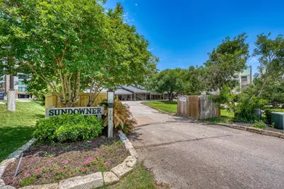 104 Cove East #207, Horseshoe Bay, TX 78657 - Photo 2