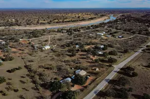 115 Field Stone Dr, Llano, TX 78643 - Photo 18
