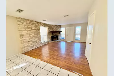 601 Free Rein Unit 2, Horseshoe Bay, TX 78657 - Photo 4