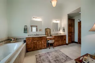 1600 Legends Pkwy, Kingsland, TX 78639 - Photo 14