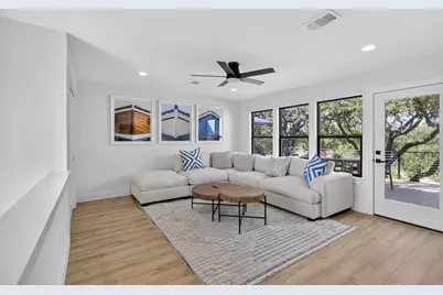 820 Broken Arrow, Horseshoe Bay, TX 78657 - Photo 24