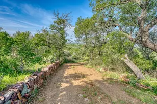 948 Co Rd 314, Llano, TX 78643 - Photo 32