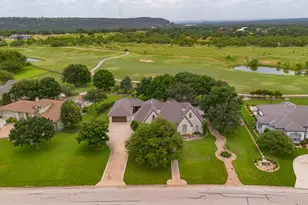408 Legends Pkwy, Kingsland, TX 78639 - Photo 2