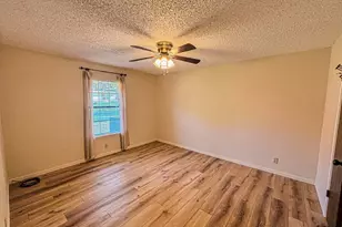 105 Bluebird Cir, Highland Haven, TX 78654 - Photo 10