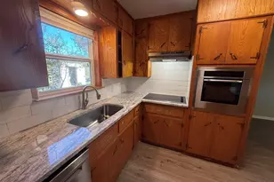 176 W Sweetbriar Dr, Granite Shoals, TX 78654 - Photo 4