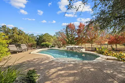 303 Emerald Way, Horseshoe Bay, TX 78657 - Photo 4