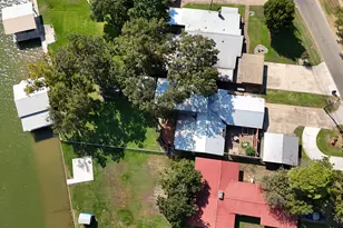 1912 Bluebonnet Ln, Kingsland, TX 78639 - Photo 4