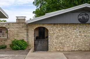 1912 Bluebonnet Ln, Kingsland, TX 78639 - Photo 24