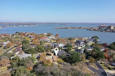 108 Nimrod, Horseshoe Bay, TX 78657 - Photo 2