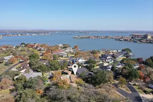 108 Nimrod, Horseshoe Bay, TX 78657 - Photo 2