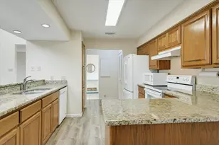 108 Nimrod, Horseshoe Bay, TX 78657 - Photo 10