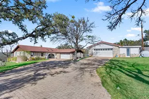 3008 Vista Ln, Marble Falls, TX 78654 - Photo 2