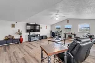 708 Scarlet Sun 500 Hi Ridge, Horseshoe Bay, TX 78657 - Photo 14