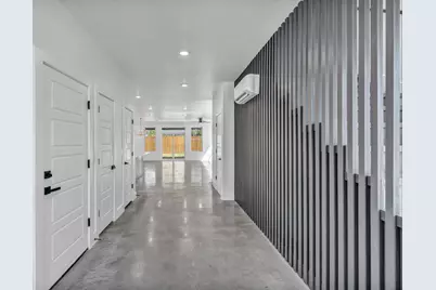 1006 E Marble #B, Burnet, TX 78611 - Photo 4