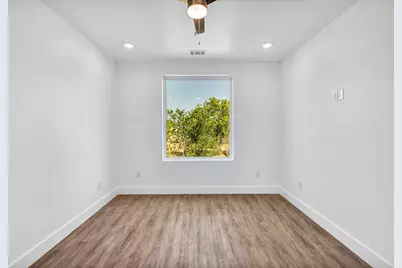 1006 E Marble #B, Burnet, TX 78611 - Photo 20