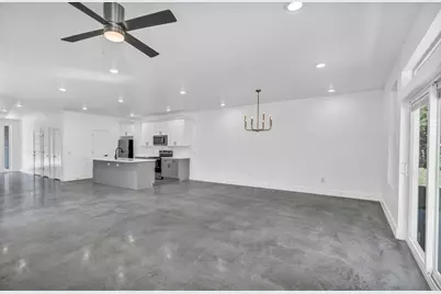 1006 E Marble #B, Burnet, TX 78611 - Photo 10