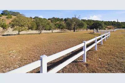 29910 Montana Ridge Pass, Marble Falls, TX 78654 - Photo 24