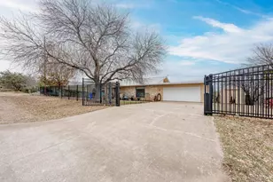125 Winding Way, Sunrise Beach, TX 78643 - Photo 2