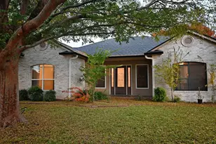 87 Firestone Pl, Meadowlakes, TX 78654 - Photo 2