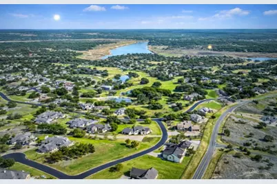 1409 Majestic Hills Blvd, Spicewood, TX 78669 - Photo 6