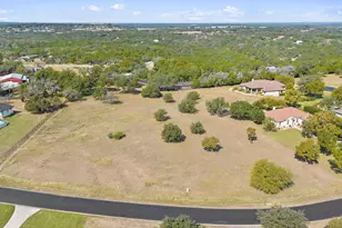 27419 Waterfall Hill Pkwy, Spicewood, TX 78669 - Photo 2