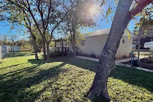 6759 River Oaks Dr, Kingsland, TX 78639 - Photo 12