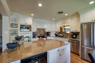 213 Lakeview, Sunrise Beach, TX 78643 - Photo 24