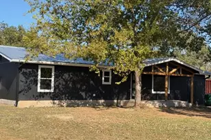 903 Flag Creek Dr, Llano, TX 78643 - Photo 1