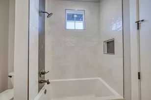 116 Los Escondidos, Marble Falls, TX 78654 - Photo 26