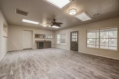 5303 Shady Oaks, Kingsland, TX 78639 - Photo 4