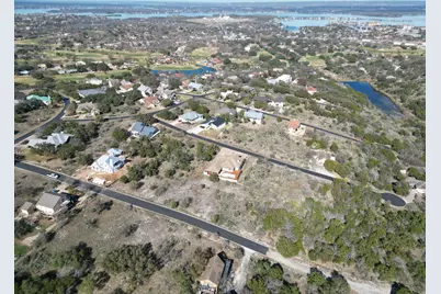 712 Hart, Horseshoe Bay, TX 78657 - Photo 4
