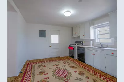 509 E Austin St, Llano, TX 78643 - Photo 16