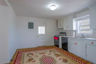 509 E Austin St, Llano, TX 78643 - Photo 16