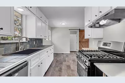 206 Fifth, Burnet, TX 78611 - Photo 12