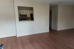 1604 Stony Ridge Ct, Marble Falls, TX 78654 - Photo 2