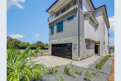 420 Lake St., Kingsland, TX 78639 - Photo 1