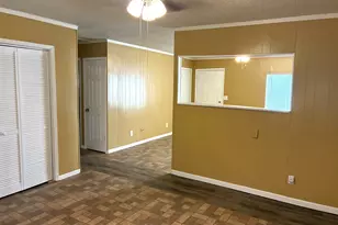 401 Ave J, Marble Falls, TX 78654 - Photo 12