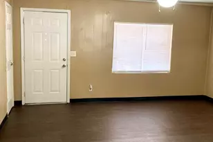 401 Ave J, Marble Falls, TX 78654 - Photo 4