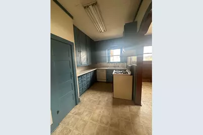 206 E Sandstone, Llano, TX 78643 - Photo 6