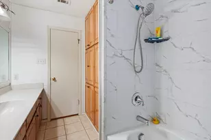 421 St Andrews St, Meadowlakes, TX 78654 - Photo 8