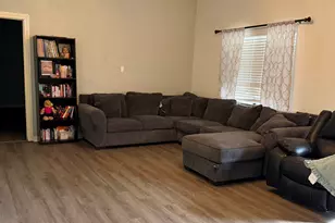 605 E College, Llano, TX 78643 - Photo 10