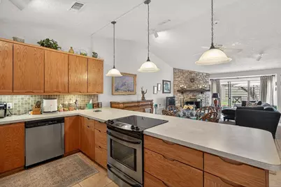 104 S Big Spur, Horseshoe Bay, TX 78657 - Photo 4