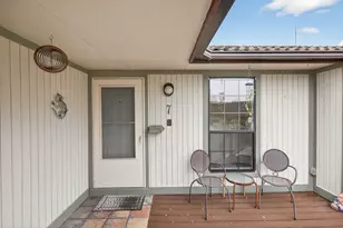 104 S Big Spur, Horseshoe Bay, TX 78657 - Photo 2